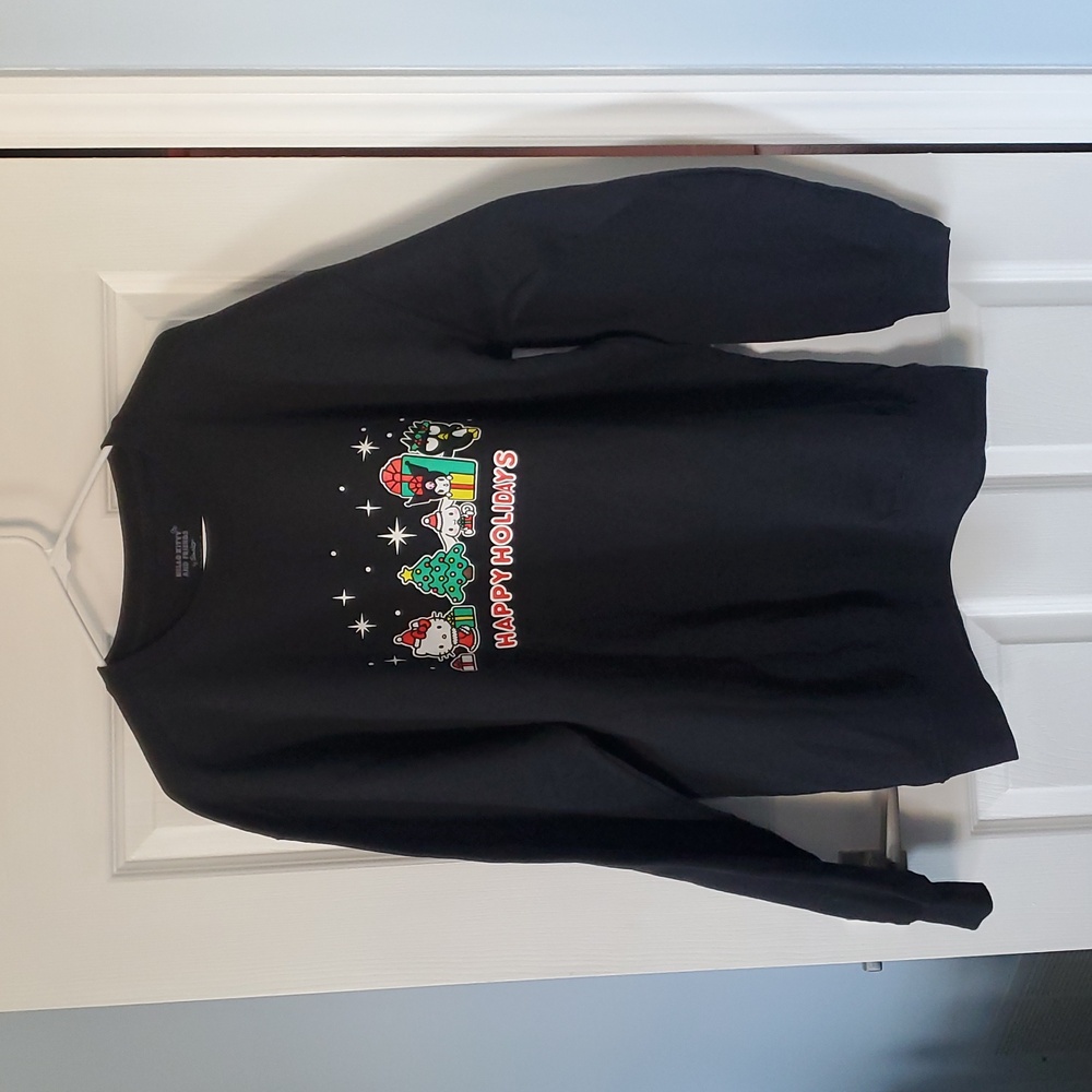 Hello Kitty by Sanrio "Happy Holidays" Christmas Oversized XL Sweater